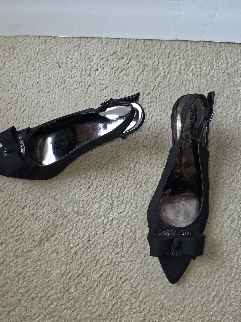 Black Bow Slingback Heels with Metallic Stiletto Size 12 - Picture 2 of 8